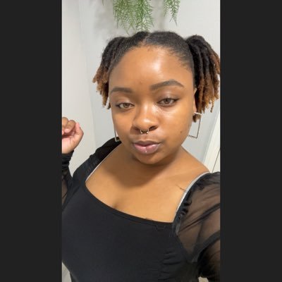 sexcsimone0's profile picture. 22 🥰. upcoming content creator 😏. . #yafavyoungin 💦 .. deleted at 10k get me back active ! 🥰