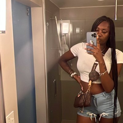 _lifewithko's profile picture. theLEO♌️ ; SLG🕊 06.09.17 Ty.B🥀