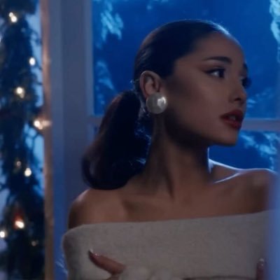 kiimorable's profile picture. i miss Joan Rivers