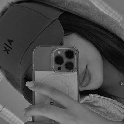 ibera_7's profile picture. ﴿فَمَا ظَنّكُمْ بِرَبِّ الْعَالَمِينَ﴾ !