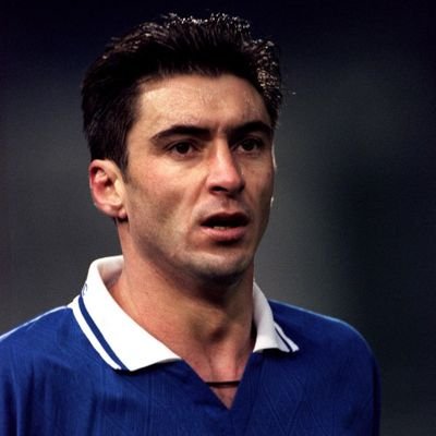 LostAndDamned28's profile picture. 