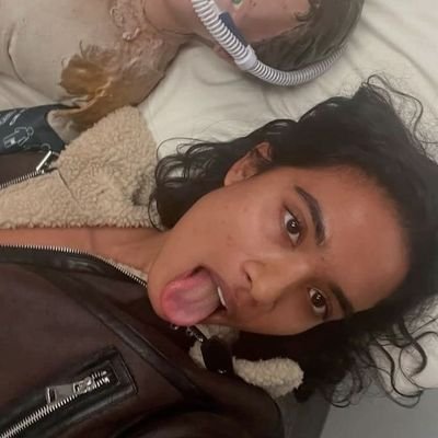 pineapplecane's profile picture. i just need some space