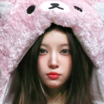 chae1ie's profile picture. eat it up