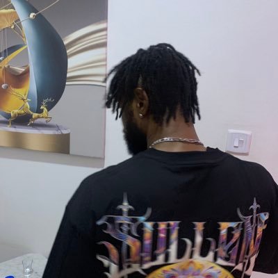 ChuchuCash's profile picture. Singer & Music Producer 💿 🎸 🎹 ‘ Stream my new single ‘Sweet Madness,👇🏾🚨 #SweetMadness Quite Storm, Loud Soul 🌪️🧡