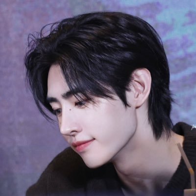 mint_M44's profile picture. ℬℬ -- Got7 Forever #MTBB #GOT7 #IGOT7 🝮 🌴🐊👑🍑🌙🐍🌼 #ENHYPEN