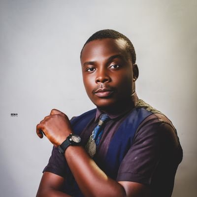 PraYzE_001's profile picture. 🇳🇬 • Believer • BSc. Anatomy (Unilorin) • MSc. Anatomy (In view) • Clinical Neuro researcher • Student Politics • Mental Health Advocate • Virtual Assistant