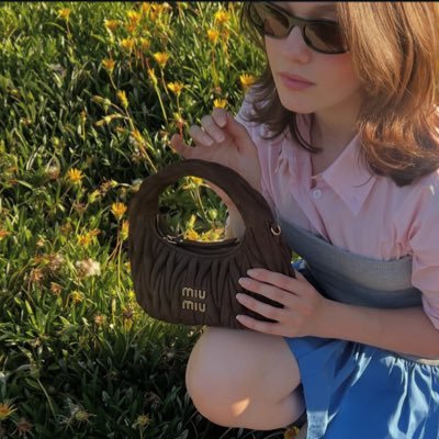 Jesssbop's profile picture. Economist/Accountant 🎾@en_sscnapoli