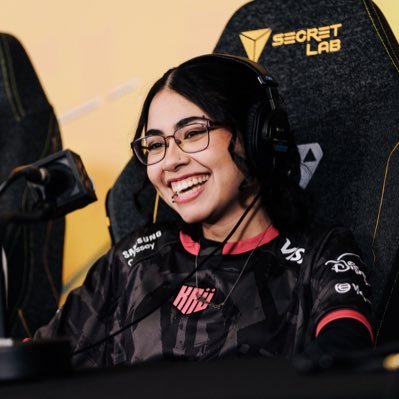 MonkiMonch's profile picture. 21 | 🇲🇽 | Sometimes streamer | Valorant player for @KRUesports |@HegemonyAgency |-/ https://t.co/VNnO3hDl5Y