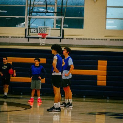 j1toshifty's profile picture. |5’9|2028 Class|Combo Guard|GPA-3.74|