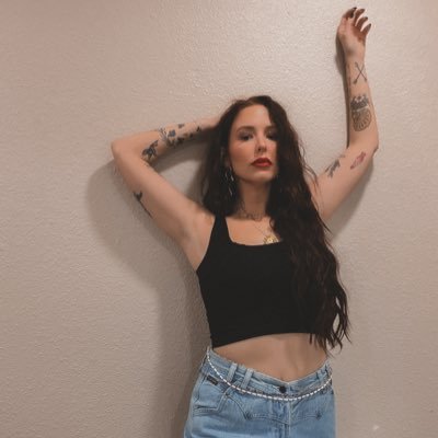 TheLaurenAshlee's profile picture. 