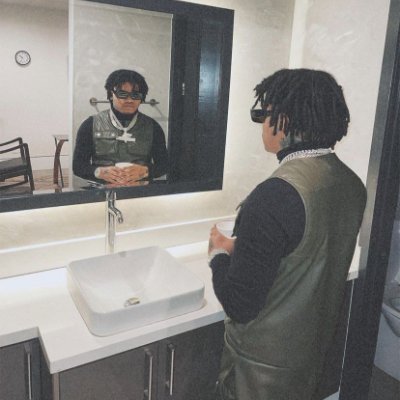 vikrzm_'s profile picture. 