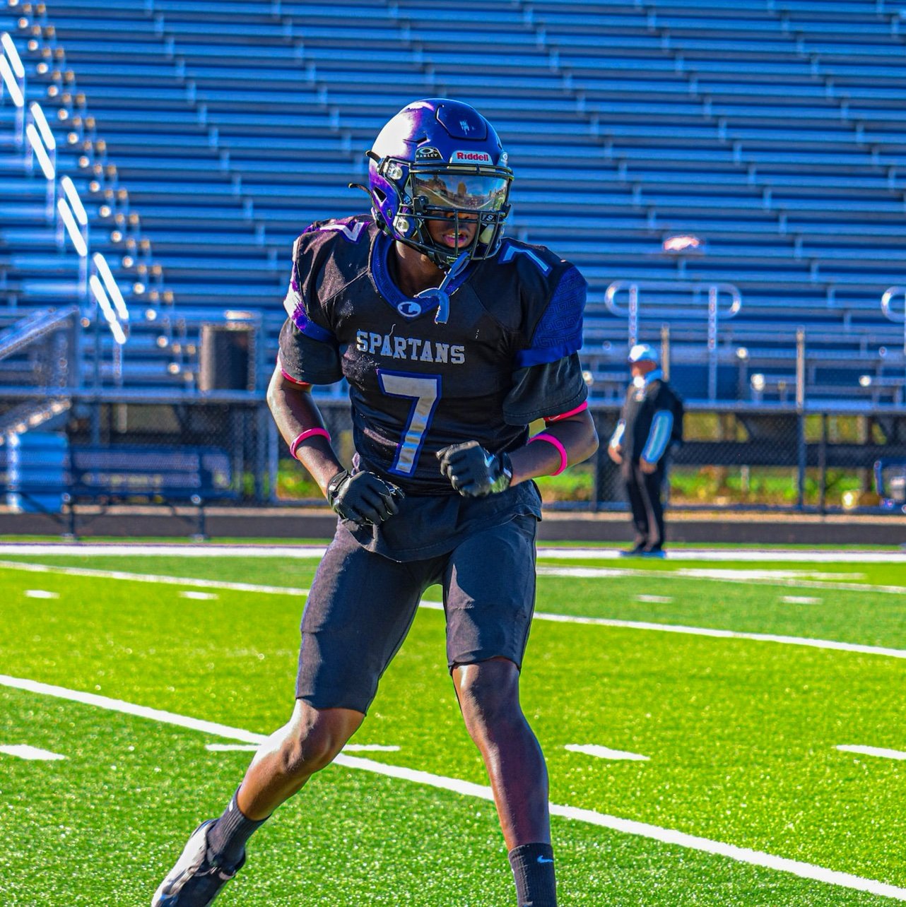 BraylenSmith29's profile picture. freshman co/29 football basketball track weight:165Ilbsheight:6’0 position te/olb #7 lakeview high school Battle Creek Michigan