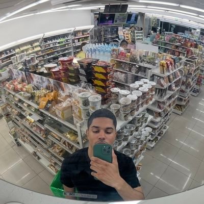 RealEarle's profile picture. @outlit_ai @ycombinator