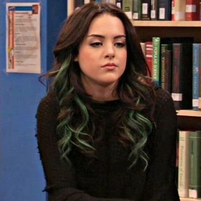 smokey_courtz's profile picture. 🌿 Court 🌿 24 🌿 they/them genderfluid lesbian 🌿
18+ 🌿 @cryptidsprivacc for moots