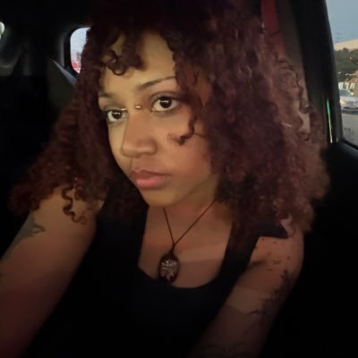 miahoth's profile picture. lying ass libra #lesbotron3000