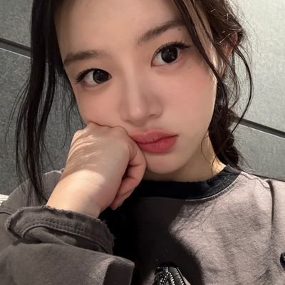pearlzyie's profile picture. fan acc ᡣ𐭩 ; got7 enhypen itzy illit gfriend ald1 ☆ ꒰⁠ 周柯宇 周翊然 周也 张淼怡 胡嘉欣 ssingchimon ꒱