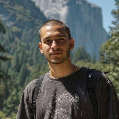 Tomi_nation's profile picture. Software Engineer @TechStartup • Building the future with code ☕  • STEM mentor • Coffee enthusiast 
Views are my own ✨