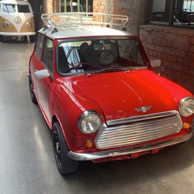 DMander95527's profile picture. 