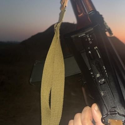 update127001's profile picture. single soul with millions of dreams