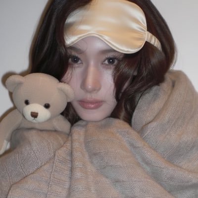 hoddie_hoddie's profile picture. CYBERMONDAY EN KOFI☝️ SE ME PASA CONTESTAR LUEGO SORRY