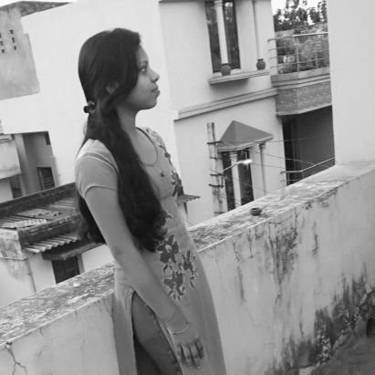 rasmirekha360's profile picture. Unobserved, I am nowhere--collapsing only for the right observer.
⚛️Quantum  State of Mind ⚛️