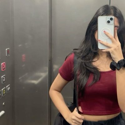 sh_shuklas's profile picture. NEET Aspirant || Realitve content , lifestyle