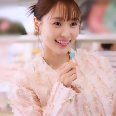 pencil36925's profile picture. 更新頻度激遅なエロ妄ツイ書く文房具 イメプお断り 友香お嬢様を愛でる会 会員NO.1 ぷらいべったーのURL→https://t.co/LmF9ktHnIY livedoorのパスワード→えんぴつ  https://t.co/p48cgPzBfb