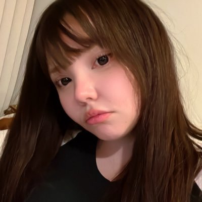 ceoofgothicc's profile picture. ~5’1/155cm, chubby girl ^^