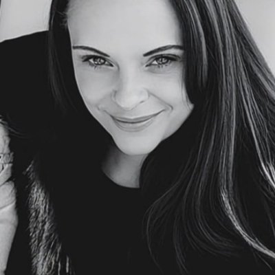 MagicalM237047's profile picture. 