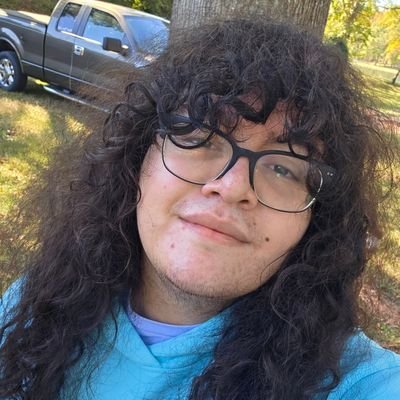 helloimfrenzy's profile picture. maybe everything that dies someday comes back • 24 • genderfluid 🏳️‍⚧️ • he/she/they • anime/manga • video games • movies • music • comics • mogultwt 🎲