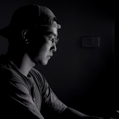 yourselfgrow1's profile picture. YouTube 2万人。筋トレ1年目に失敗挫折を防ぐための情報を発信中。元パーソナルジム＆ゴールドジムトレーナー。のべYouTube経由から100人以上が参加した少人数限定個別パーソナル実施中。どこよりも分かりやすく細かいフォーム指導。徹底的に数字と向き合った食事管理。ガチで身体を変えたい人はフォロー。