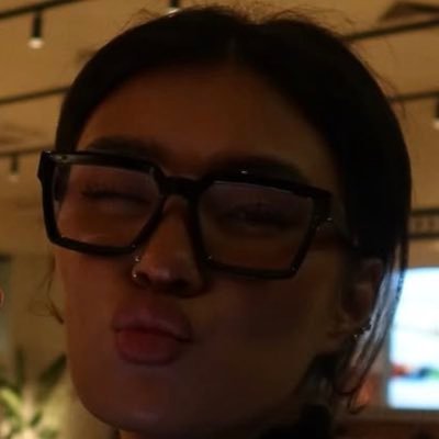 Zulaashka_d's profile picture. Мэдэх нь хангалтгүй — мэдлэгээ ашиглах хэрэгтэй. Хүсэх нь хангалтгүй — хийх хэрэгтэй. — Leonardo da Vinci