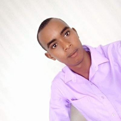 015Munuve74112's profile picture. 