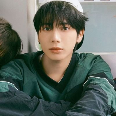 Forty0neWinks's profile picture. NO LABELS, JUST ME │ taejun bias🐿️🦊 │ matching with @gyubaam │ priv: @0X1LOVESONG_TXT