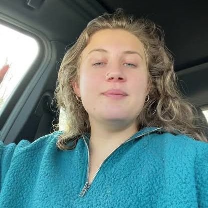 Ashley897575143's profile picture. 