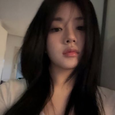 obwjf21894111's profile picture. K-beauty obsessed 💄 Matcha lover 🍵 Soft but not weak ✨