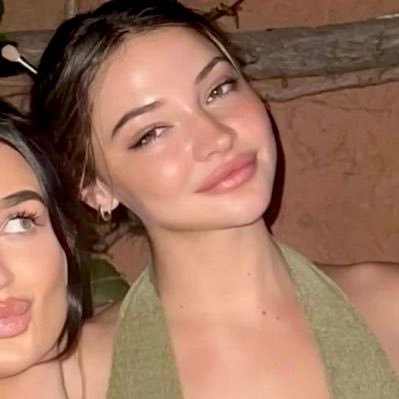 luupwg's profile picture. perdida en algún libro