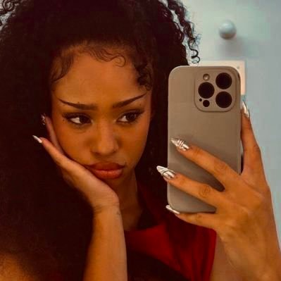 duhhItsAdom's profile picture. I’m gonna say what I want regardless 😌