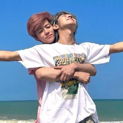 izdiznew's profile picture. Thomaskong🦊🍓 | NCT DREAM | Renmin/Jaemren bias🩷💛 | BLACKPINK | NCTPINK IN YOUR AREA!💚🩷