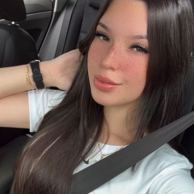 nicollezm_'s profile picture. Ya te uniste al canal de telegram 🔥?? no te lo pierdas