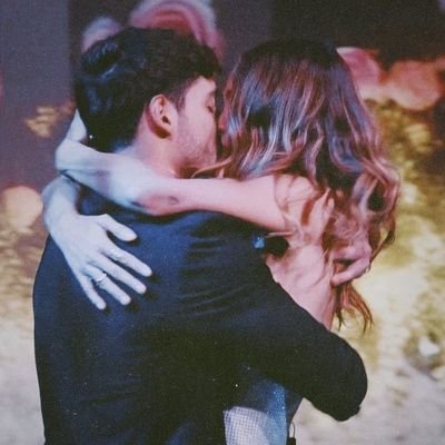 _amanim_8's profile picture. •вισℓσgу ∂єɠяєє🎓 📚🔬🧬
•ƒιησ αℓℓα ƒιηє🤍🖤
•gяуƒƒιη∂σя🪄
•ғιɴσ α qυι ❤️‍🩹
•ѕтιℓℓ wє ʀιѕє 💜
•нαуαт вυgüη,тαм şυ αη✨
•«ɴσ σɴe elѕe мαттerѕ» 🐝🌷 
•❯❯❯❯❯ 🍯△