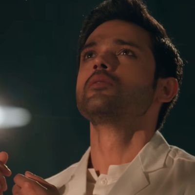 parthsjoy's profile picture. Parth's fangirl