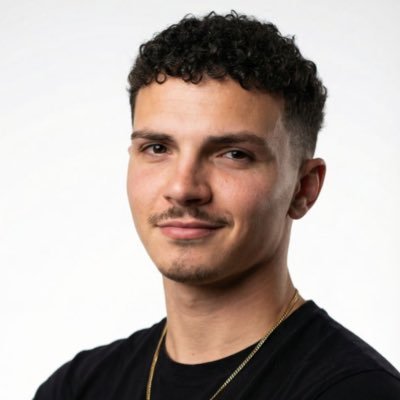 zack_rens's profile picture. Building South Africa’s leading finance & advisory ecosystem | Retirement | Investing | Day Trading | Offshore Planning