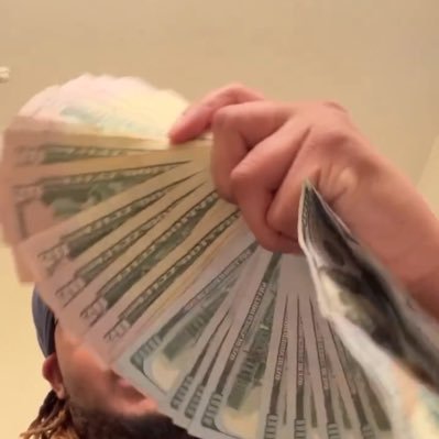 MadeHerCum2x's profile picture. don’t request unless you’re disgusting 🙂‍↕️ | 6’5 | dick curve | single mother pleaser 💕| straight male don’t confuse it‼️ come in n lemme make you happy 🫵🏽