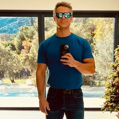 BonInvestisseur's profile picture. Investisseur stocks/crypto, plus ou moins long terme.

Bougez-vous le cul