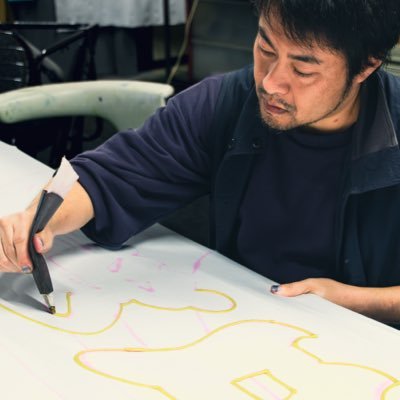 someyoshinoya's profile picture. 大正元年創業こんぴらさんの麓⛩琴平町で 【香川県伝統的工芸讃岐のり染/正藍染】企画デザインから染め、縫製まで自社で行っております。琴平にお越しの際は、気軽に店舗工房ぜひお立ち寄り下さい。WSもしております。kotohirayoshinoya@gmail.com