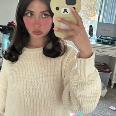 corona_nic5656's profile picture. 󱢏