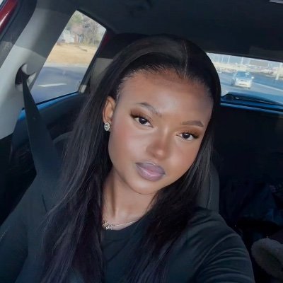 kgothatsom_'s profile picture. singer | womanintech | 🧘🏽‍♀️