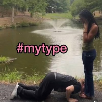 mon_vrai_'s profile picture. Therapist. 💼 @vraie_detente