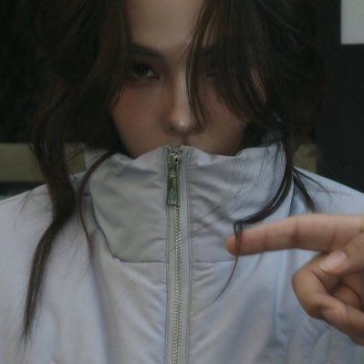 QuarterJules's profile picture. 